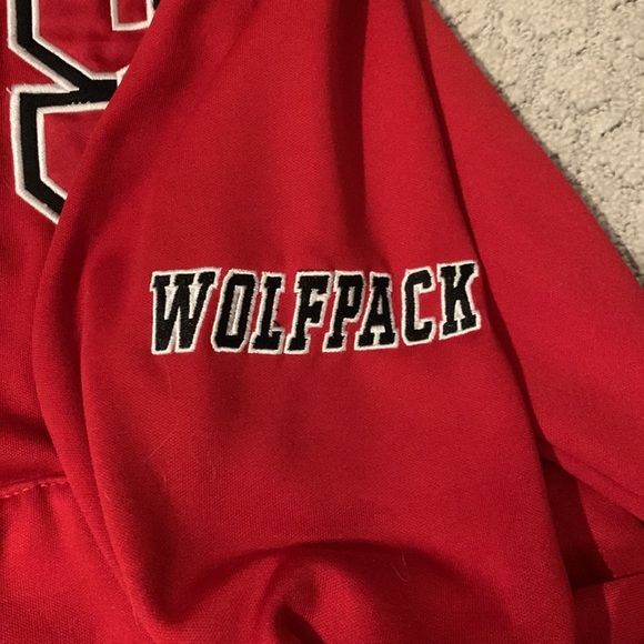 Red NC state hoodie, no tags, no defects - Picture 2 of 3